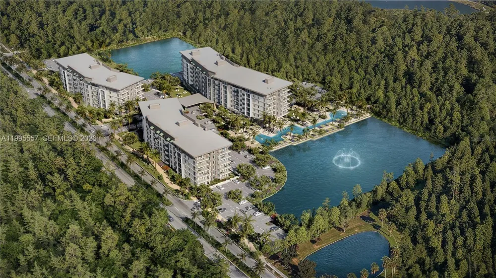 3251 SECRET LAKE DRIVE #1220 Kissimmee, FL 34747