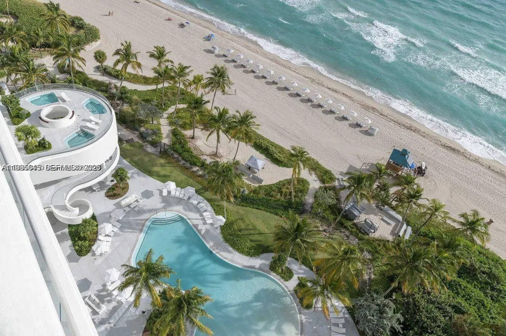 16901 Collins Ave #904 Sunny Isles Beach, FL 33160