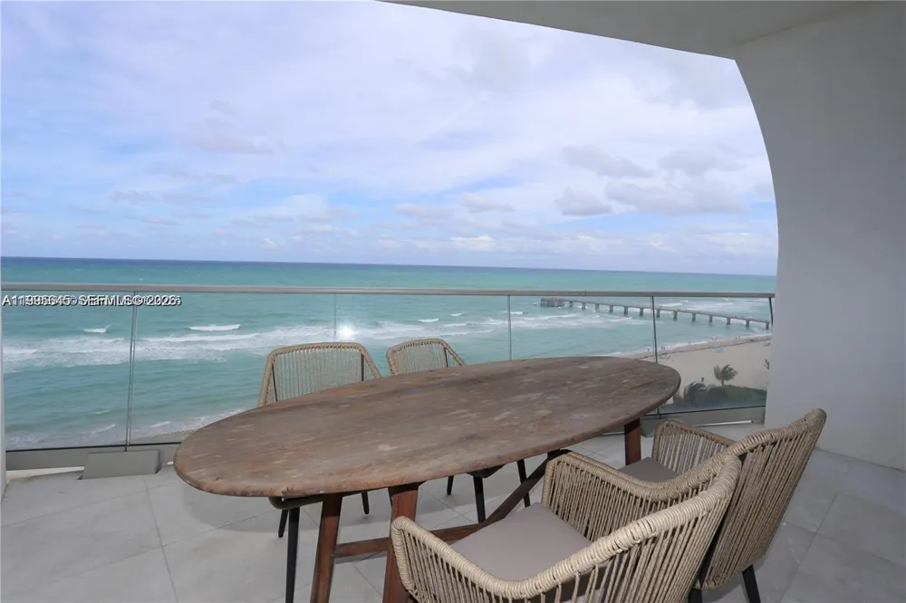 16901 Collins Ave #904 Sunny Isles Beach, FL 33160