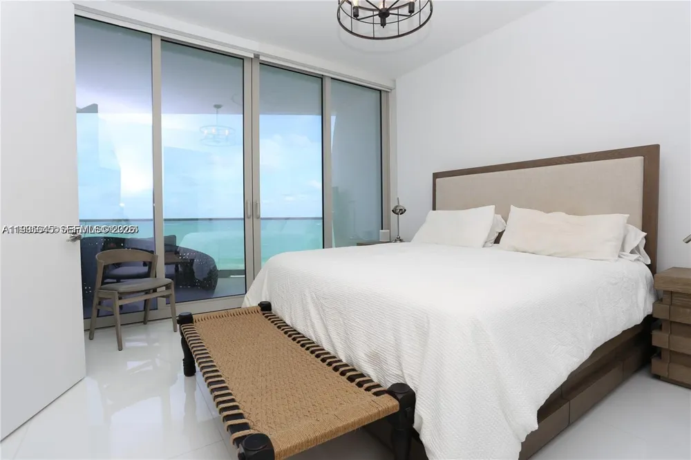 16901 Collins Ave #904 Sunny Isles Beach, FL 33160