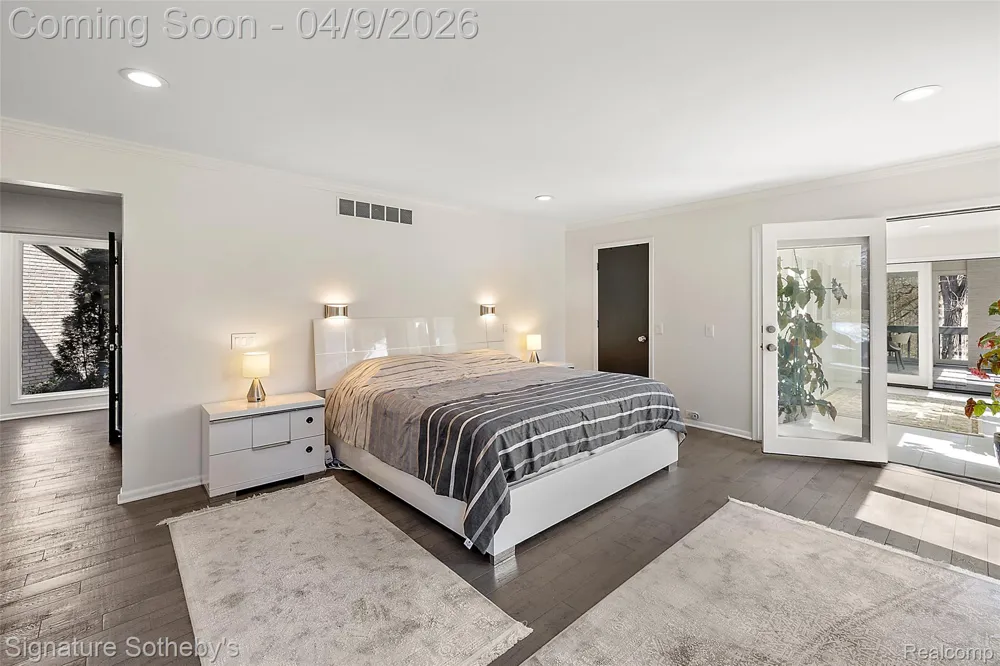 4650 Lahser Road Bloomfield Hills City, MI 48302