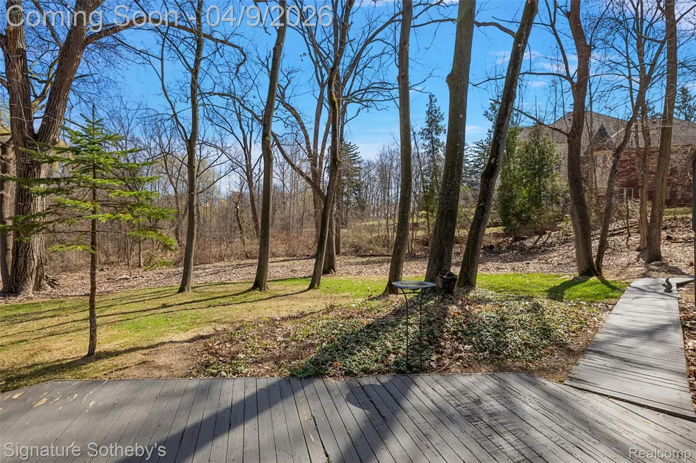 4650 Lahser Road Bloomfield Hills City, MI 48302