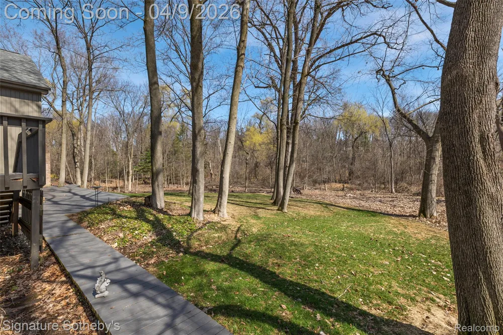4650 Lahser Road Bloomfield Hills City, MI 48302