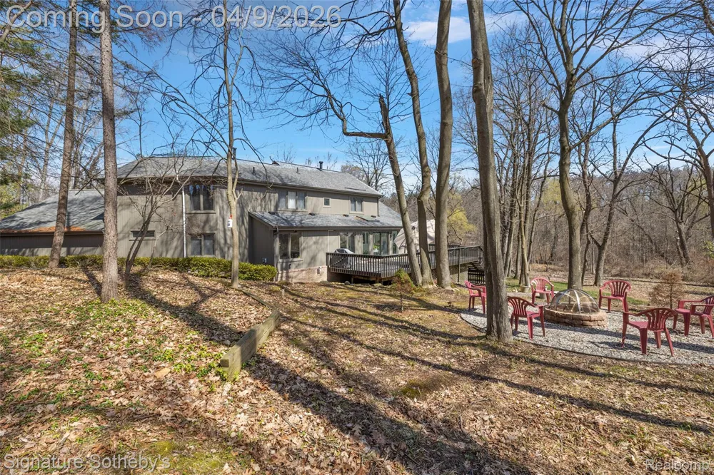 4650 Lahser Road Bloomfield Hills City, MI 48302