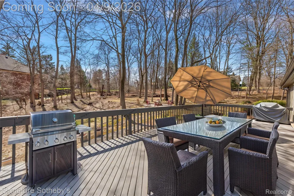 4650 Lahser Road Bloomfield Hills City, MI 48302