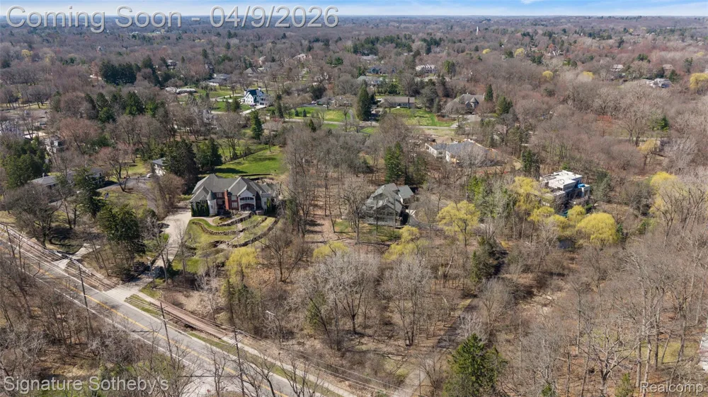 4650 Lahser Road Bloomfield Hills City, MI 48302