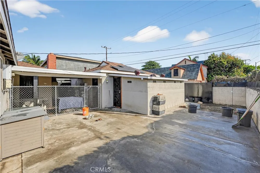 4049 Martin Luther King Jr Lynwood, CA 90262