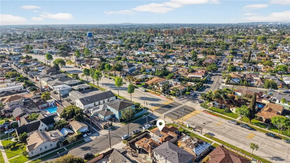 4049 Martin Luther King Jr Lynwood, CA 90262
