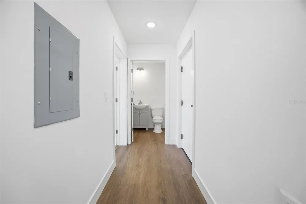 100 DEWEY STREET #401 Eustis, FL 32726
