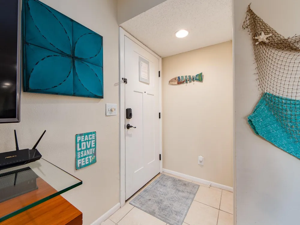 2406 GULF BOULEVARD #204 Indian Rocks Beach, FL 33785