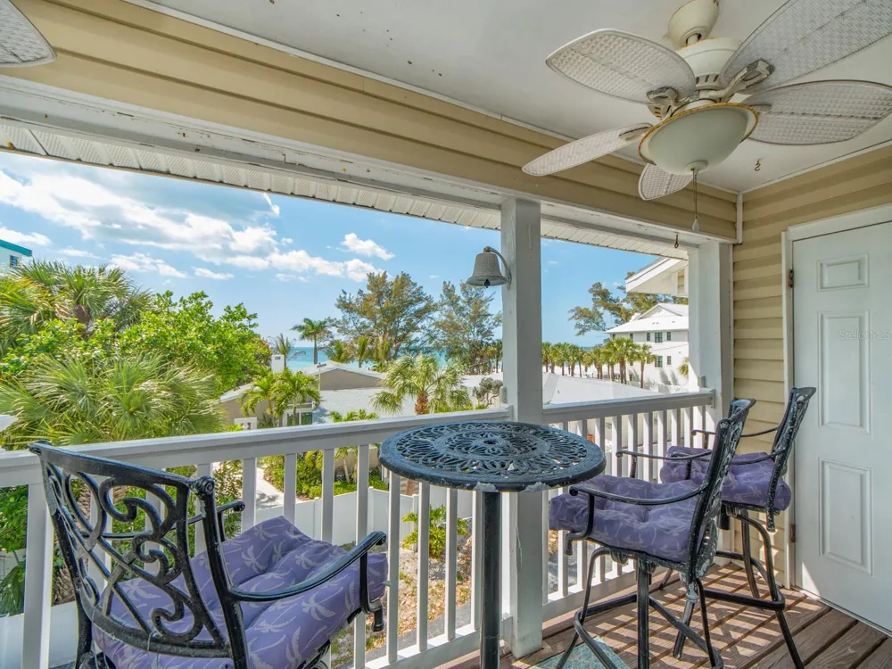 2406 GULF BOULEVARD #204 Indian Rocks Beach, FL 33785