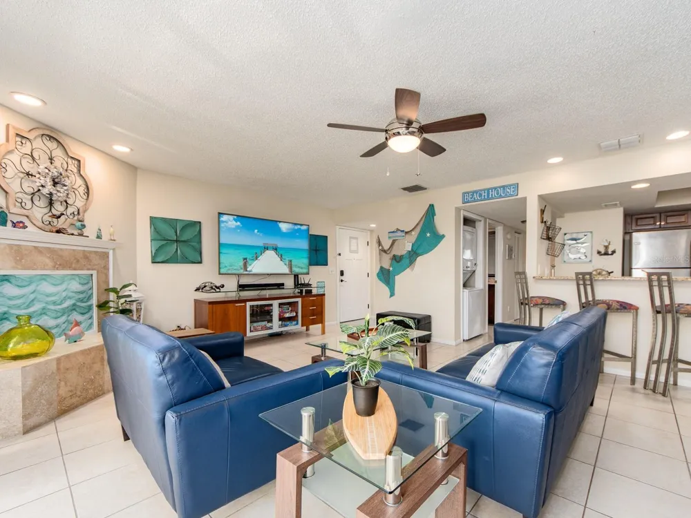 2406 GULF BOULEVARD #204 Indian Rocks Beach, FL 33785