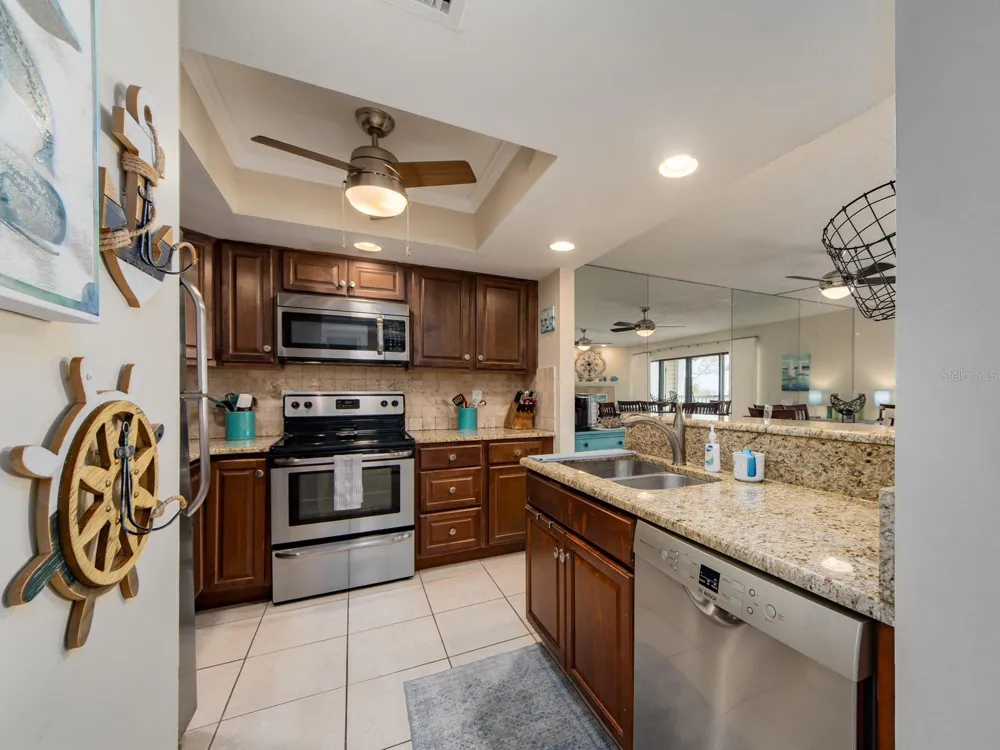2406 GULF BOULEVARD #204 Indian Rocks Beach, FL 33785