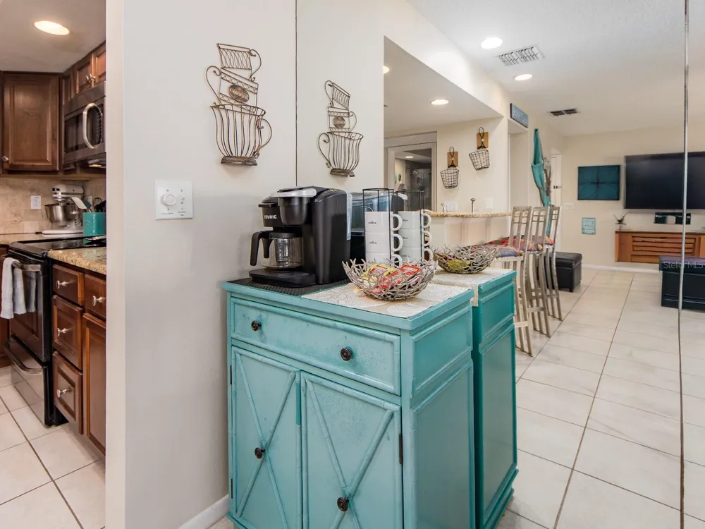 2406 GULF BOULEVARD #204 Indian Rocks Beach, FL 33785