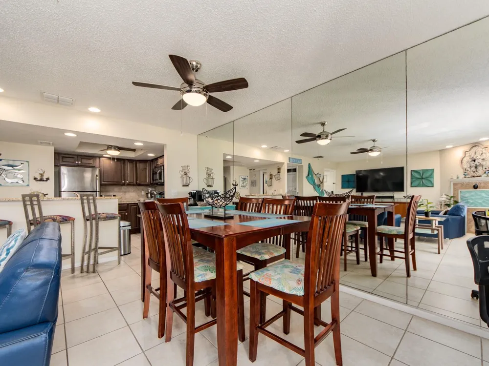 2406 GULF BOULEVARD #204 Indian Rocks Beach, FL 33785