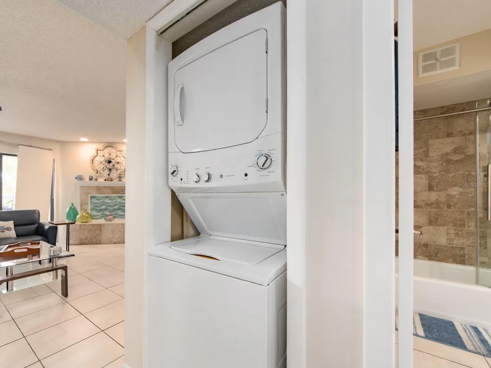 2406 GULF BOULEVARD #204 Indian Rocks Beach, FL 33785