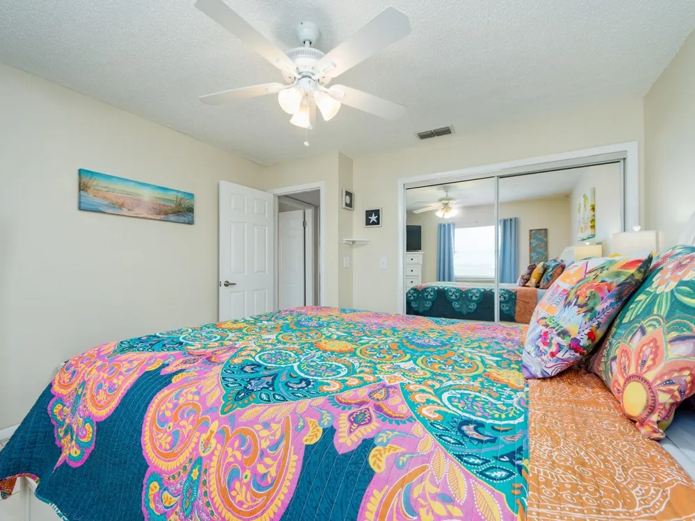2406 GULF BOULEVARD #204 Indian Rocks Beach, FL 33785