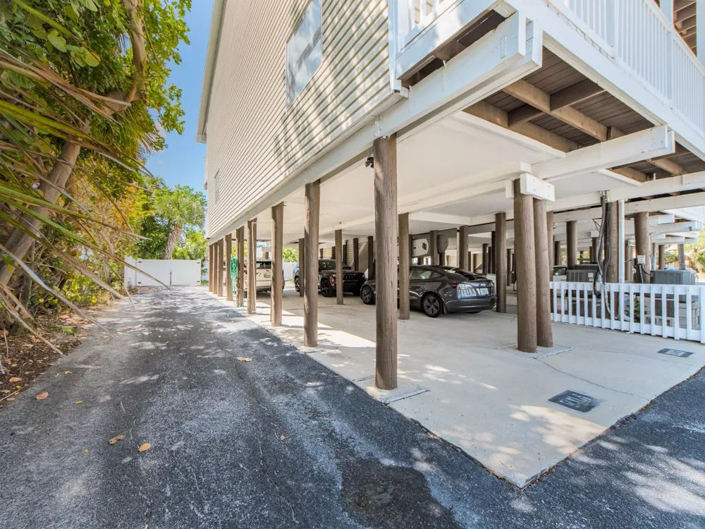 2406 GULF BOULEVARD #204 Indian Rocks Beach, FL 33785