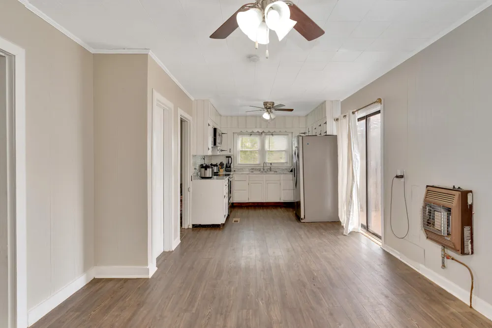 15465 Us 11 Highway Trenton, GA 30752