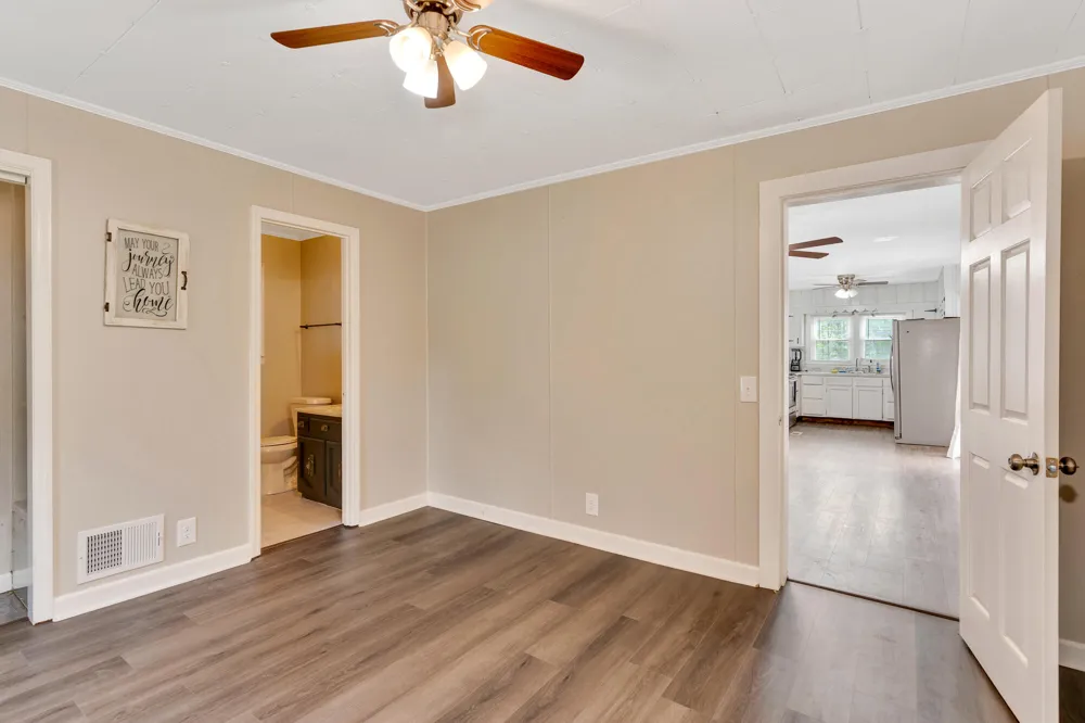 15465 Us 11 Highway Trenton, GA 30752