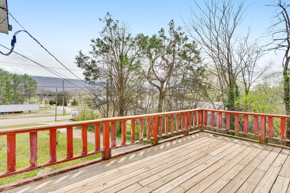 15465 Us 11 Highway Trenton, GA 30752