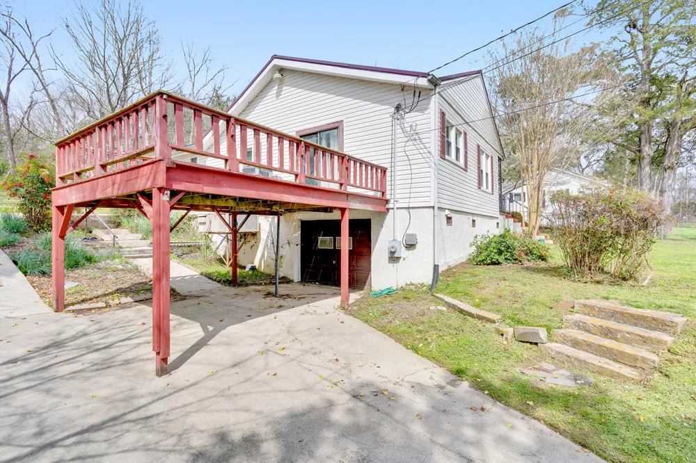 15465 Us 11 Highway Trenton, GA 30752