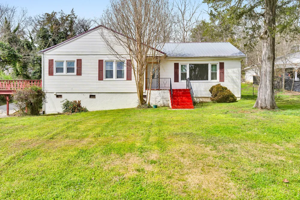15465 Us 11 Highway Trenton, GA 30752