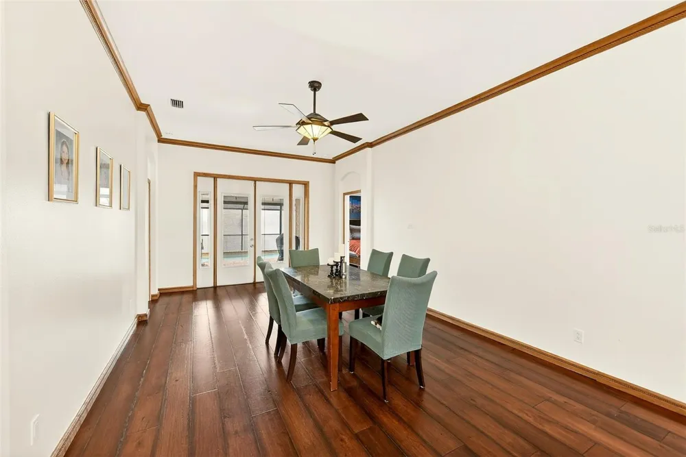 2927 HICKORY GROVE DRIVE Valrico, FL 33596