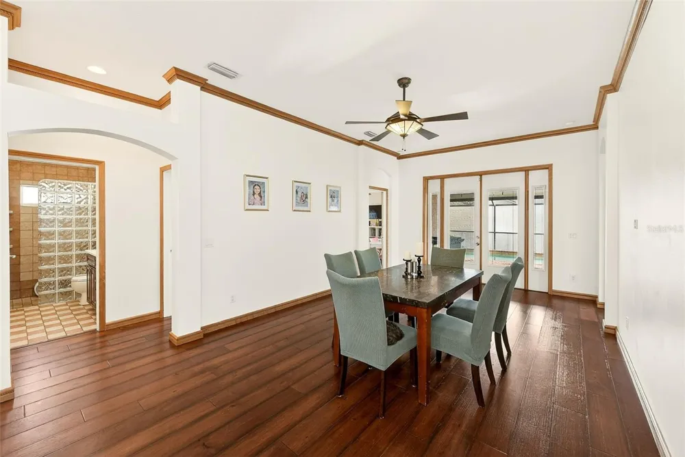 2927 HICKORY GROVE DRIVE Valrico, FL 33596
