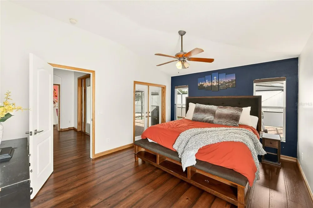 2927 HICKORY GROVE DRIVE Valrico, FL 33596