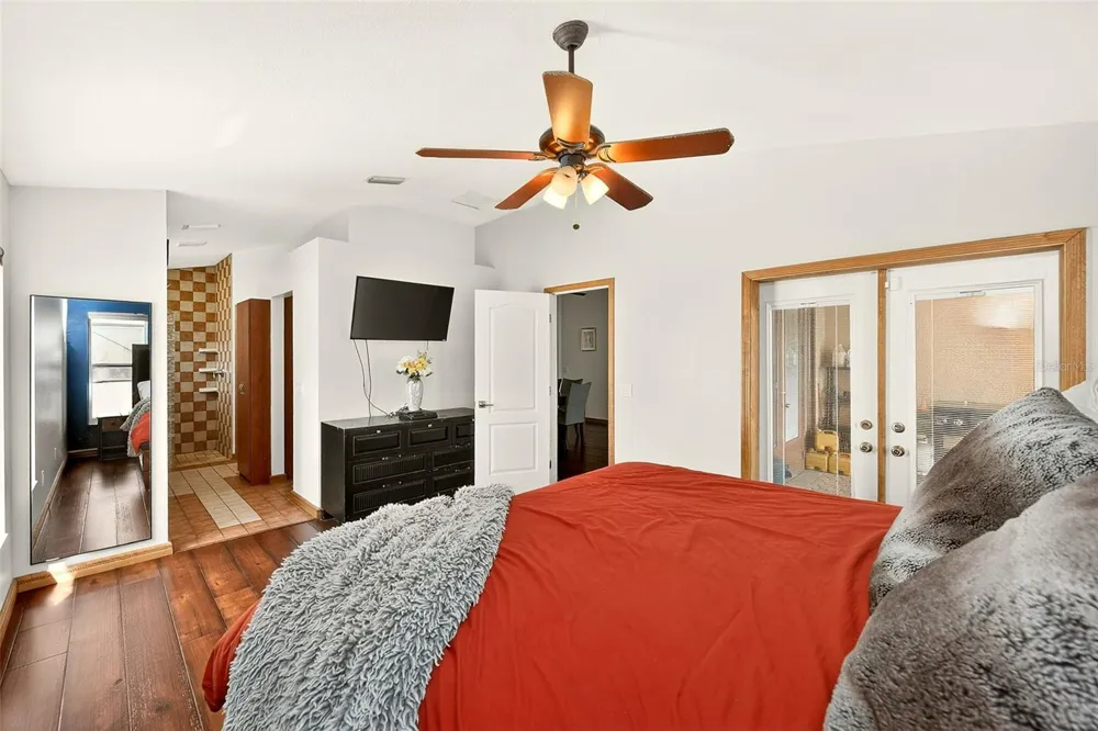 2927 HICKORY GROVE DRIVE Valrico, FL 33596