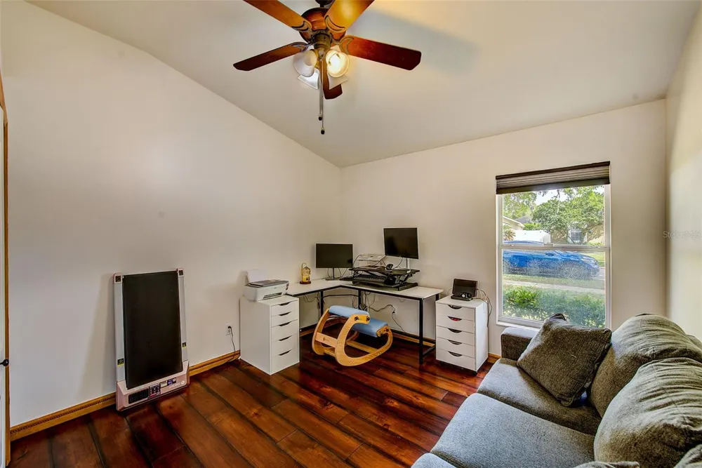 2927 HICKORY GROVE DRIVE Valrico, FL 33596