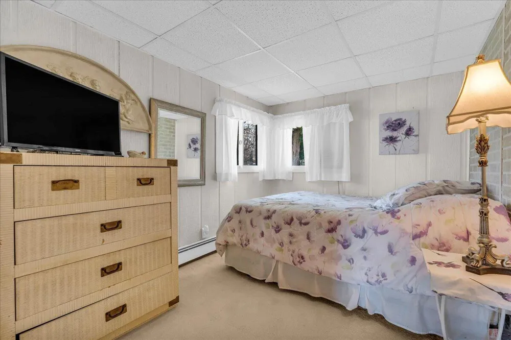 7226 Lakeview Drive Lexington, MI 48450
