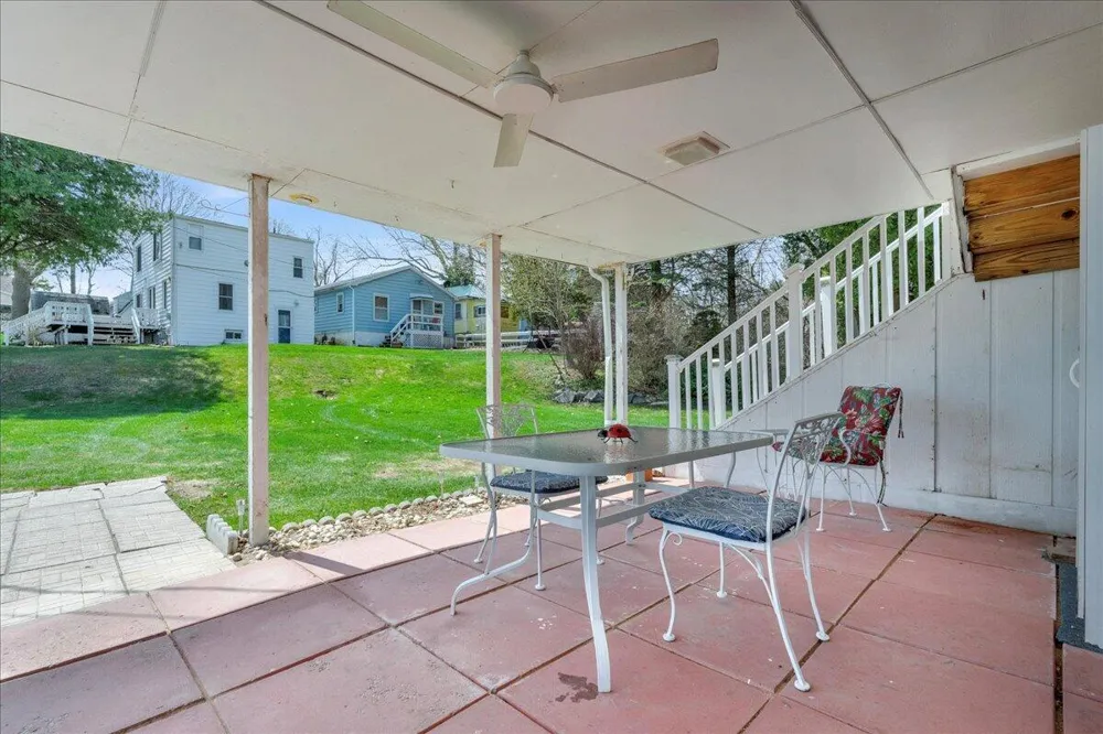 7226 Lakeview Drive Lexington, MI 48450