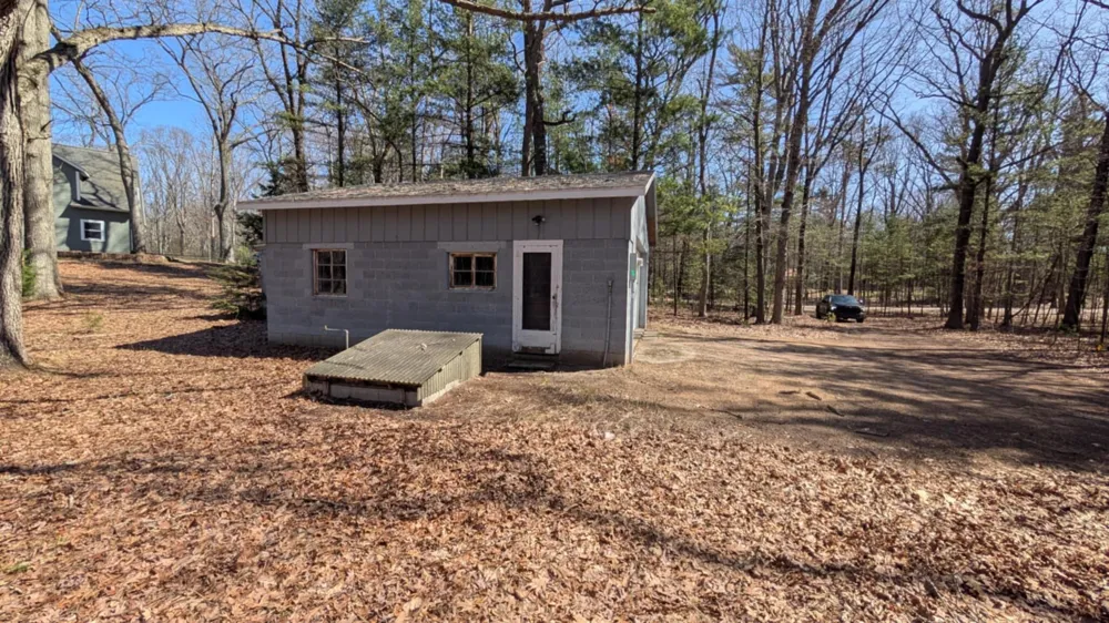 5764 W Bryant Road Ludington, MI 49431