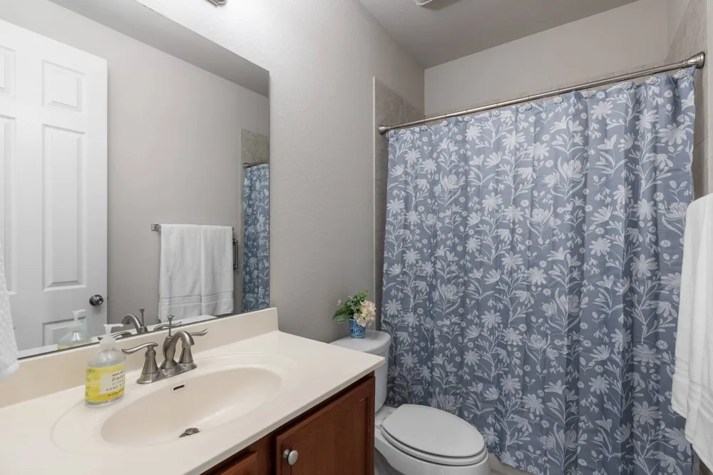 3516 Venezia View Leander, TX 78641