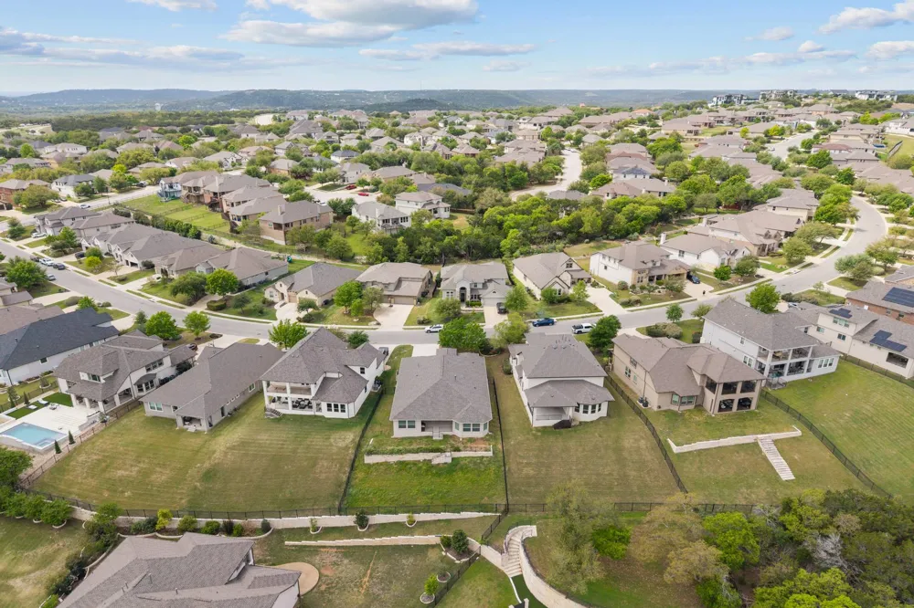 3516 Venezia View Leander, TX 78641