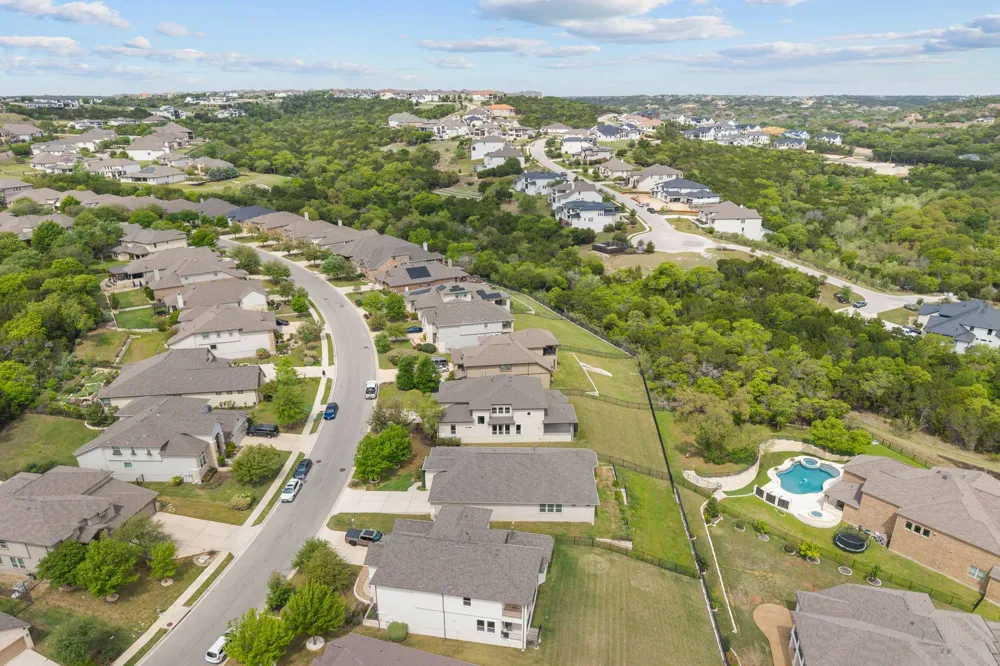 3516 Venezia View Leander, TX 78641