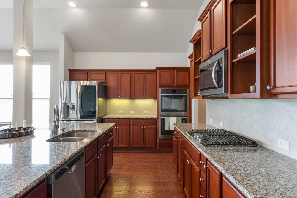 3516 Venezia View Leander, TX 78641