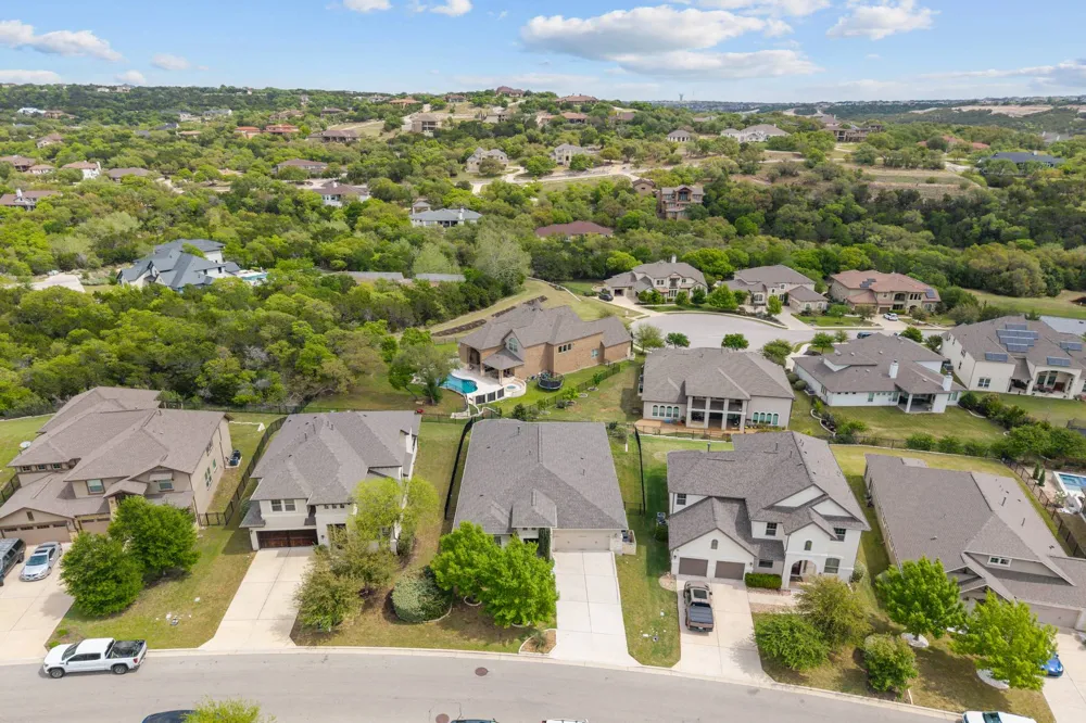 3516 Venezia View Leander, TX 78641