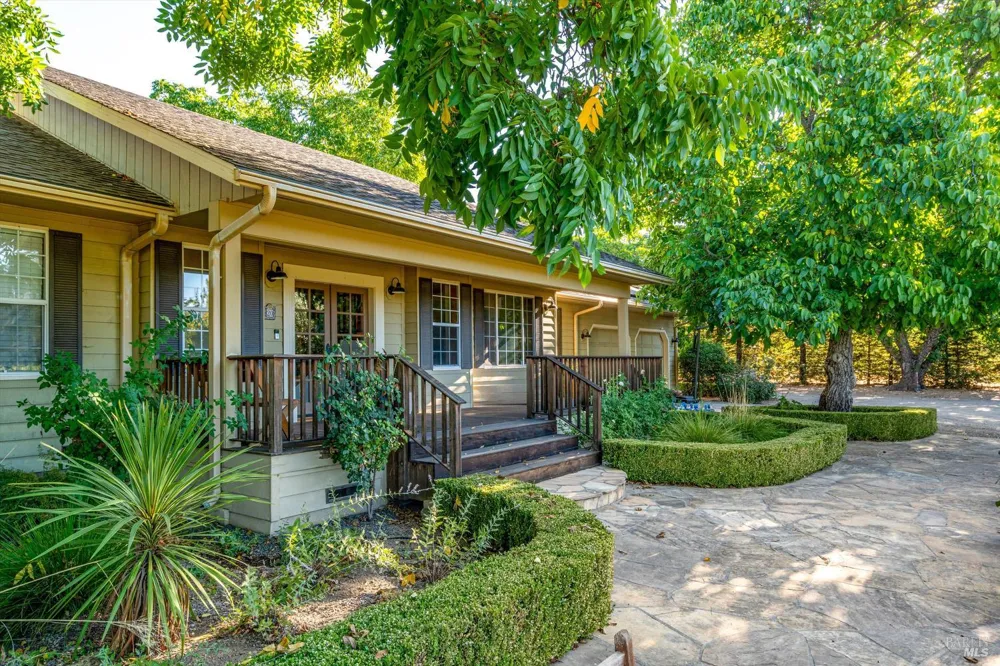 20 Rosedale Road Calistoga, CA 94515