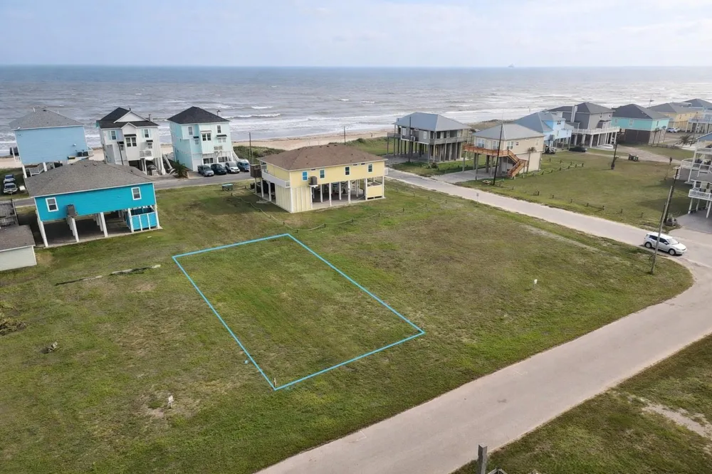 1110 Gulfview Road Bolivar Peninsula, TX 77650