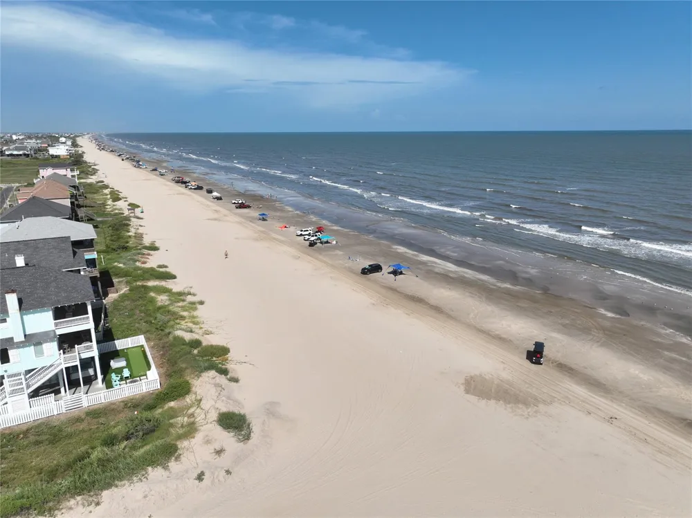 1110 Gulfview Road Bolivar Peninsula, TX 77650