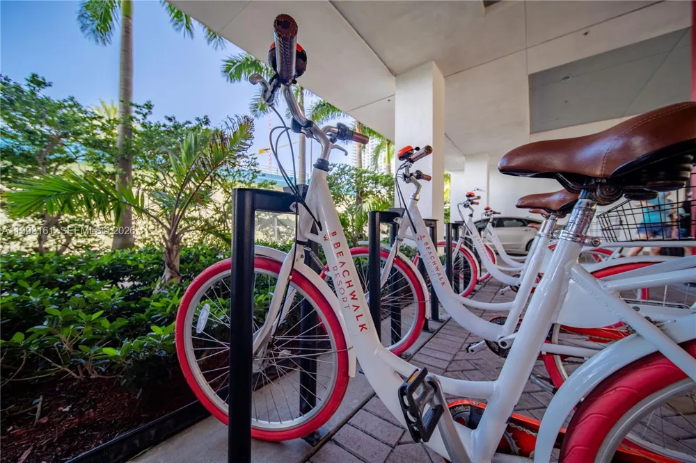 2602 E Hallandale Beach Blvd #R2805 Hallandale Beach, FL 33009