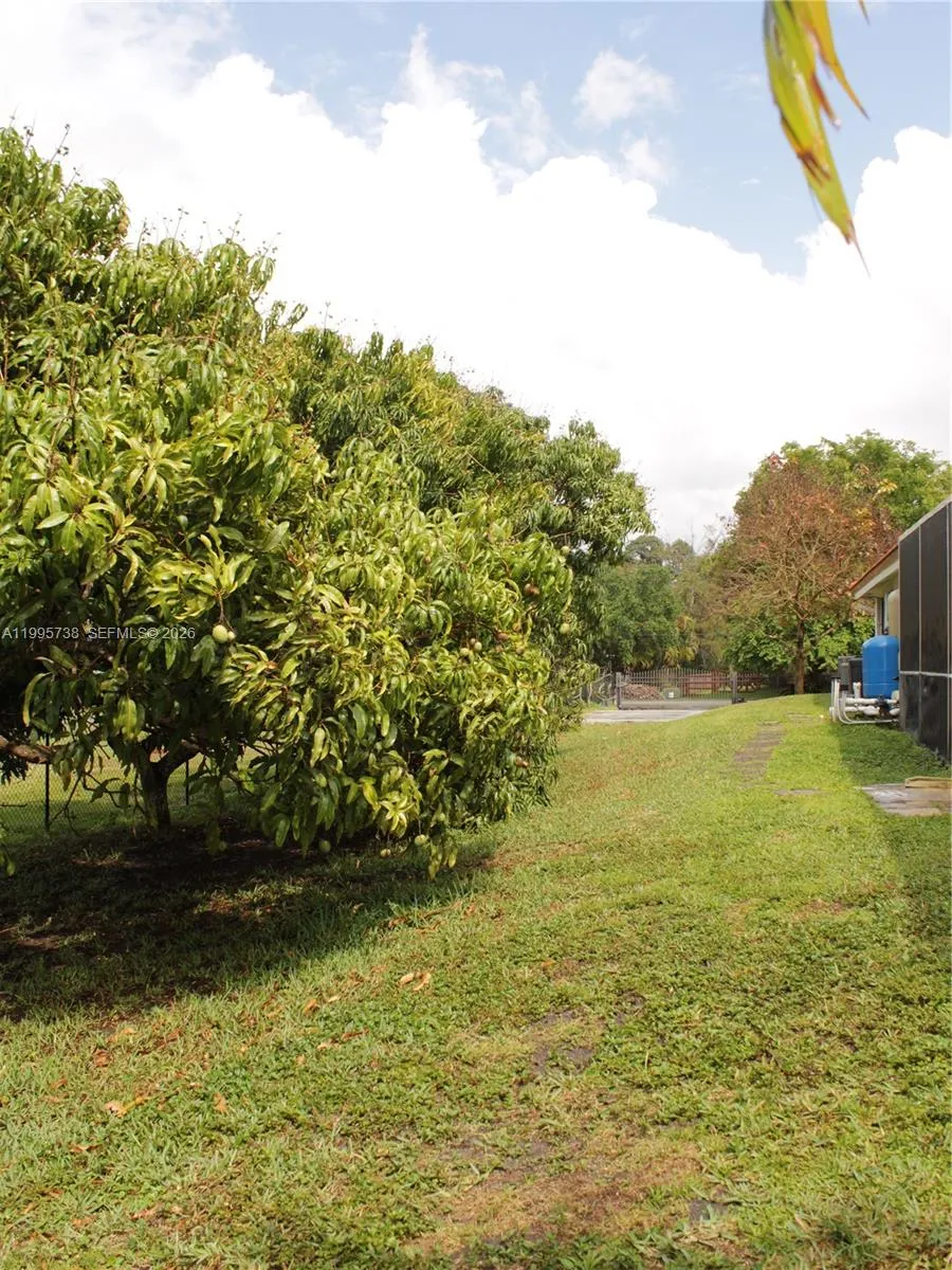 4931 SW 167th Ave Southwest Ranches, FL 33331