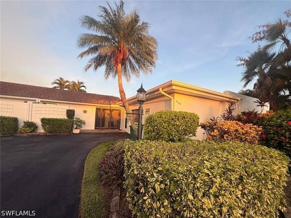 Lakewood Boulevard #E13 Naples, FL 34112