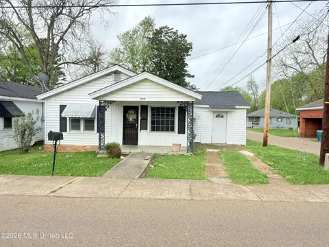 1059 Fox Street