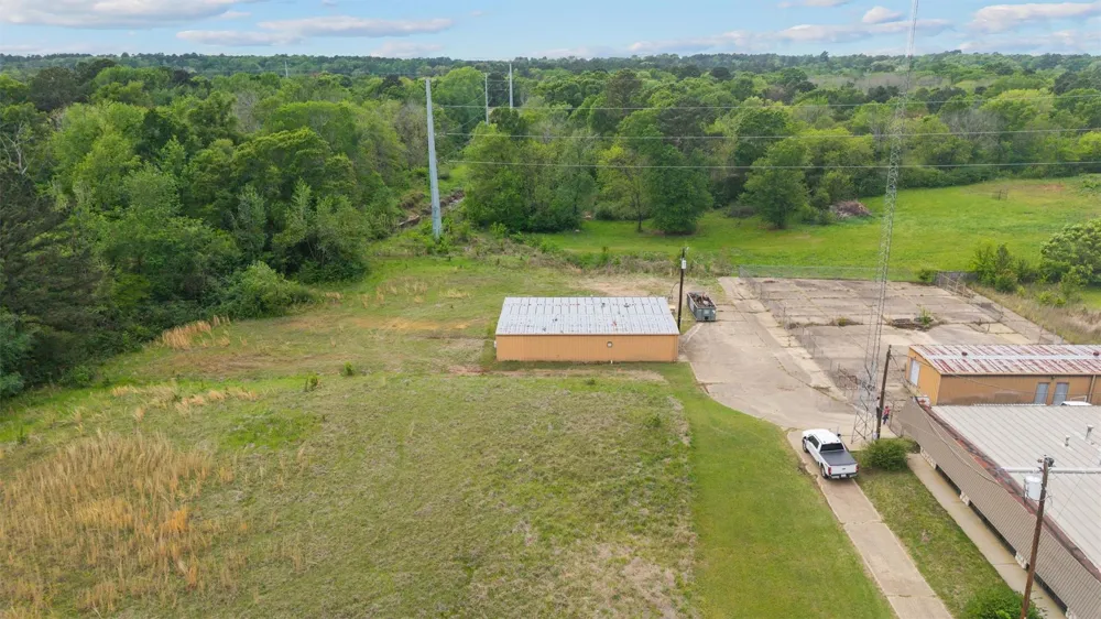 1404 Northwest Loop 323 Tyler, TX 75702