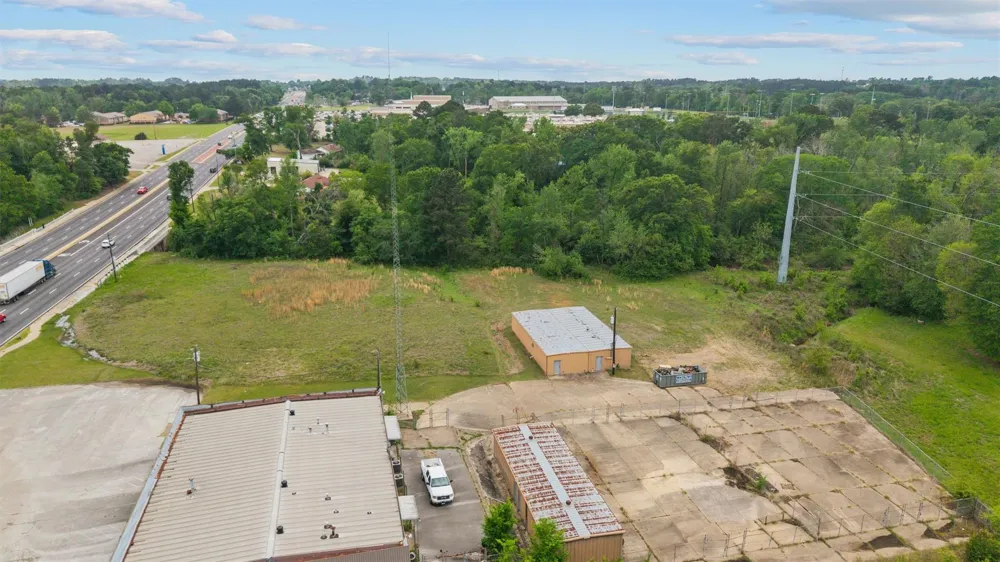 1404 Northwest Loop 323 Tyler, TX 75702