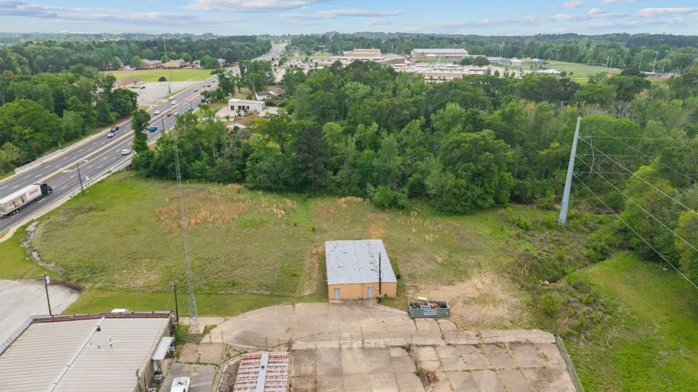 1404 Northwest Loop 323 Tyler, TX 75702